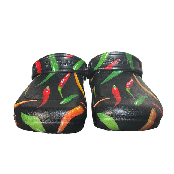 Crocs At Work Bistro Graphic Black Red Green Peppers Clog Size W4 M6 NWOT - Picture 9 of 9